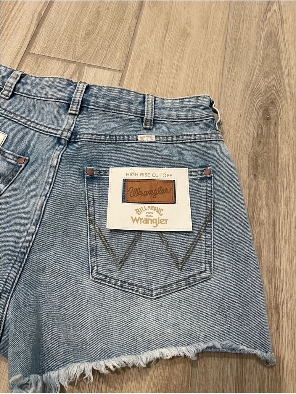 NWT Billabong X Wrangler Showdown Patchwork Cut Off Blue Denim Jean Shorts Sz 27